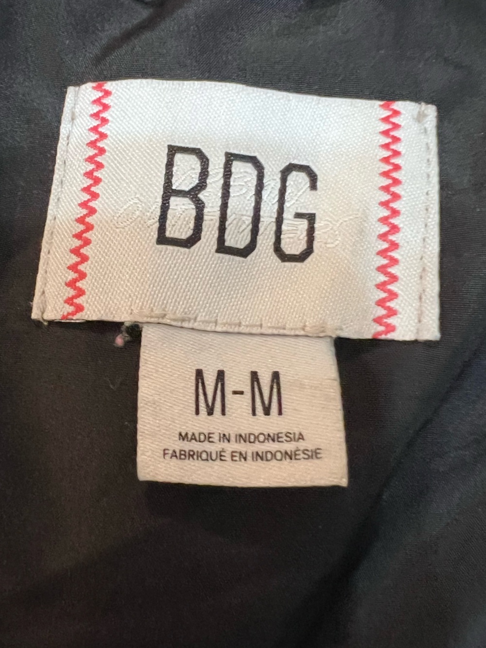 BDG Urban Outfitters Ladies Black High Collar Quilted Puffer‎ Vest. Size Medium. - Picture 3 of 13